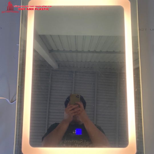 Gương vuông đứng